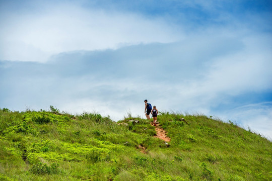 户外徒步 登山 爬山 山野运动