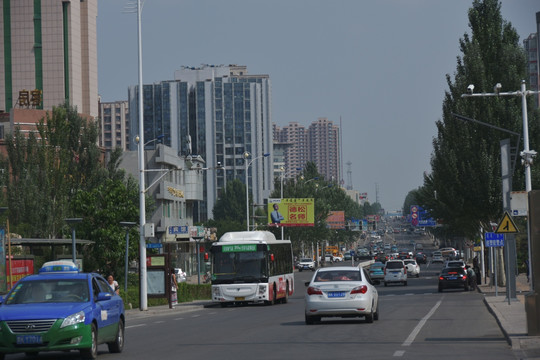 鄂尔多斯街景，东胜区街景