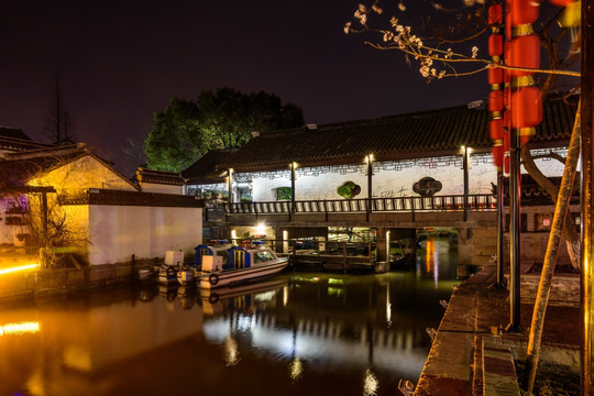 送子来凤桥夜景