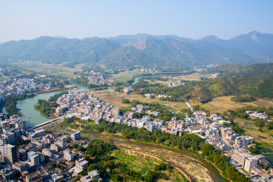 山村 望夫镇