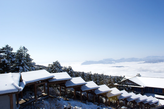 峨眉山雪景