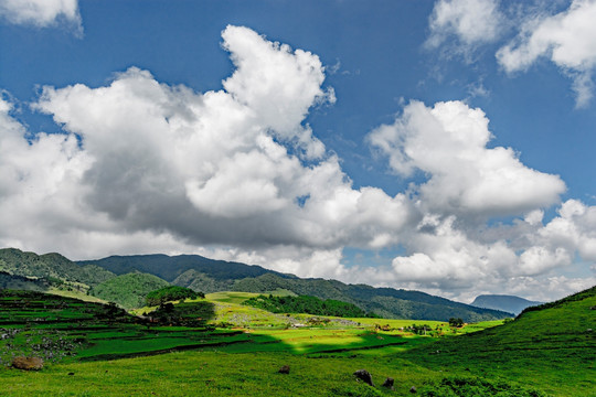 二滩景区风光