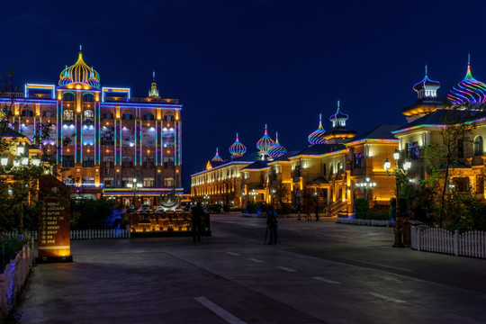 贝加尔会馆夜景