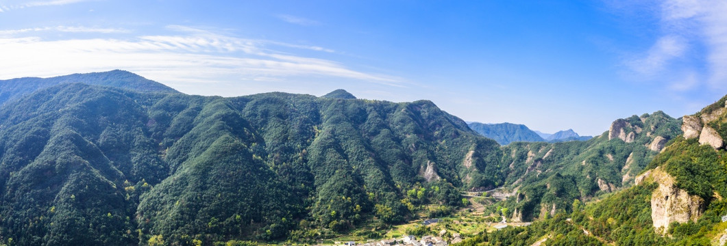 方洞风景区山景