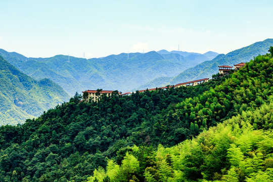 阳光山峰 山峰 山脉 山川 群