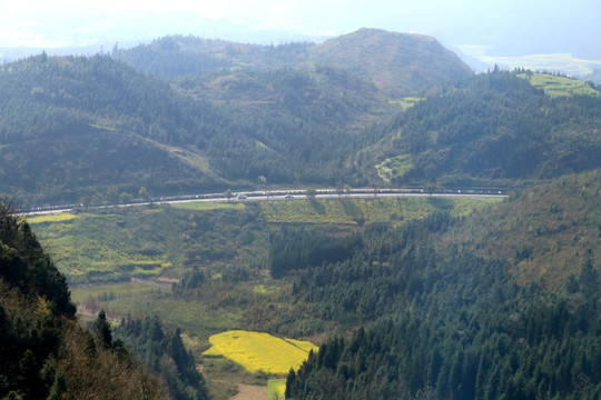 远景高速路