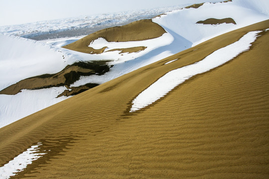 沙漠雪景