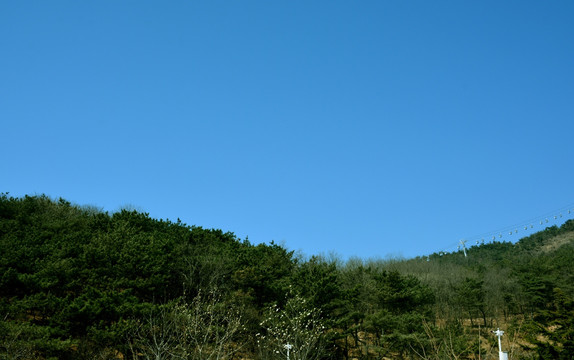 蓝天青山