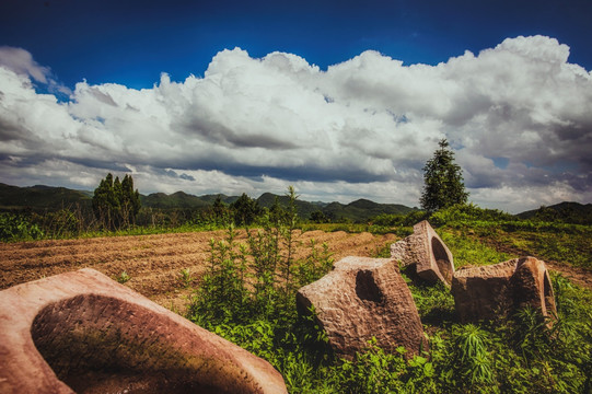 高坡田园风景