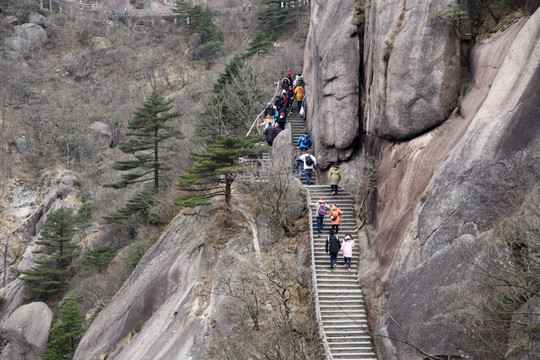 黄山山道游人