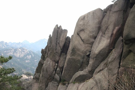 黄山奇峰怪石