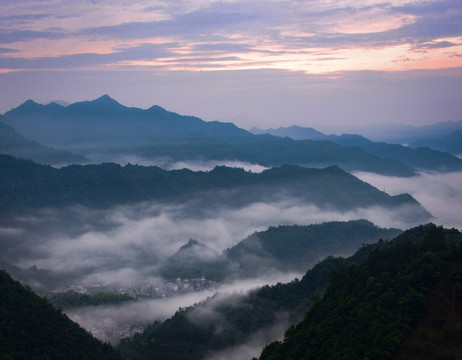 山村 晨曦 曦光 黎明