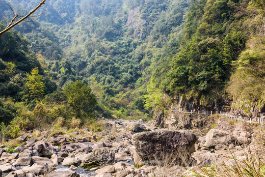 石桅岩景区山水风光