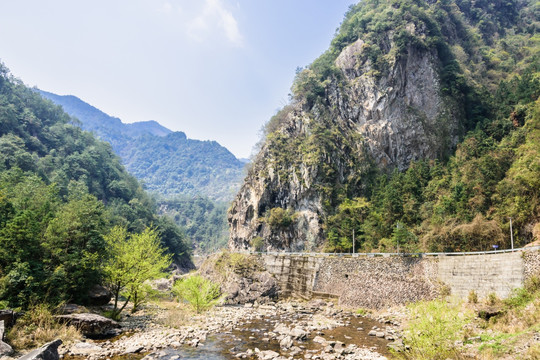 石桅岩景区山水风光