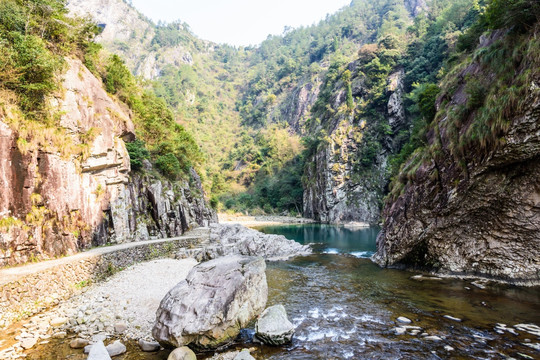 石桅岩景区山水风光