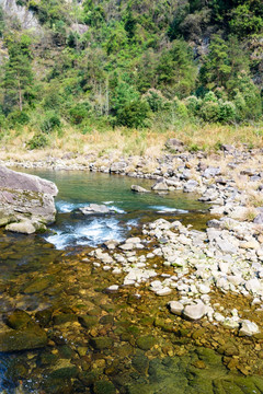 石桅岩景区山水风光