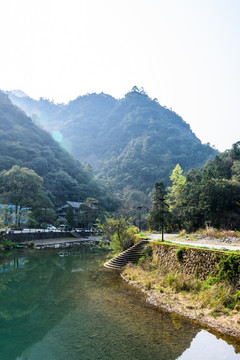 龙湾潭