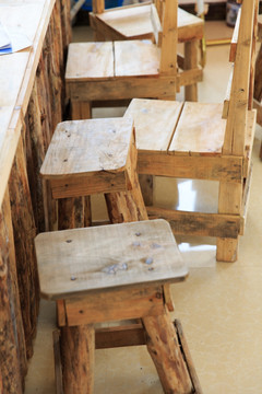 原木 木椅