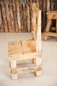 原木 木椅