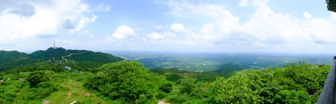 那雾山森林公园全景