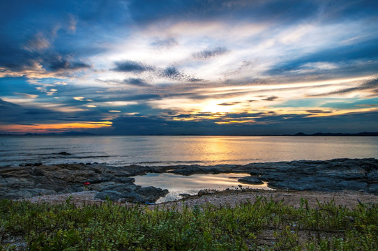 海边夕阳 天空晚霞 滩涂 倒影