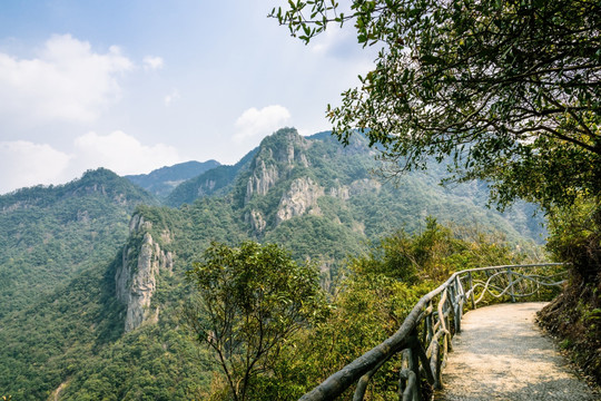 龙湾潭国家森林公园山景