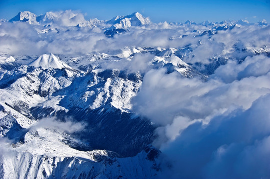 西藏雪山