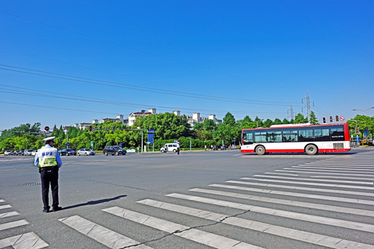 上海 上海松江区 嘉松南路