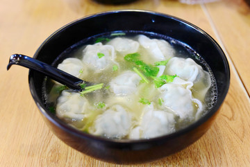 鲜肉馄饨