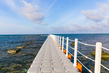 薄荷岛 海上栈道