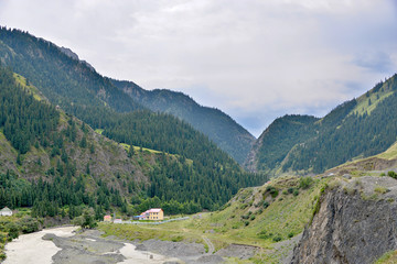 天山后峡山口