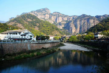 雁荡山响岭头山水风光