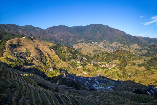 桂林龙胜龙脊梯田大瑶寨观景区