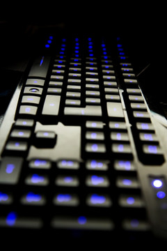 暗光键盘