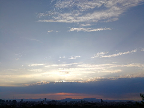 夕阳 晚霞 景山 夏天