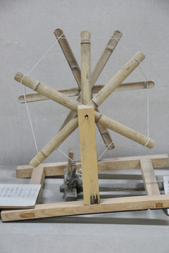老物件竹纺车