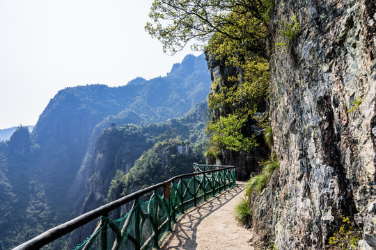 崖下库风景区栈道