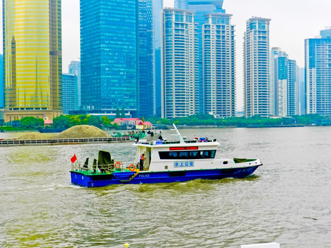 水上公安 海巡船 海警船