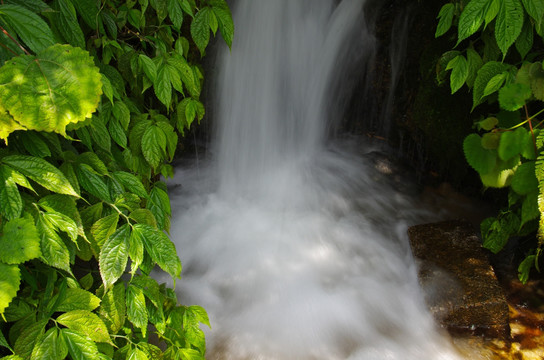 山泉