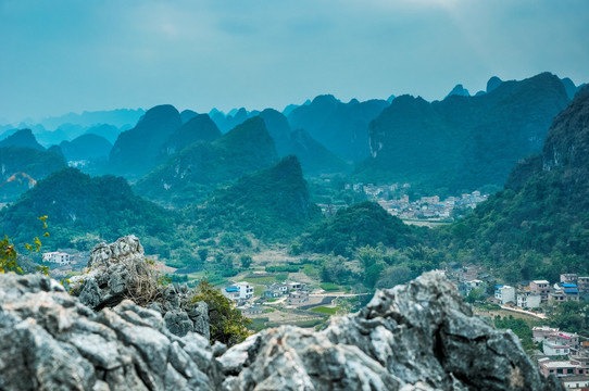 山峰景色