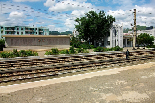 朝鲜一火车站
