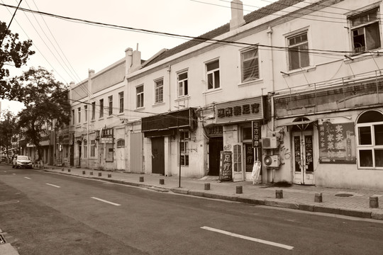 青岛天津路街景