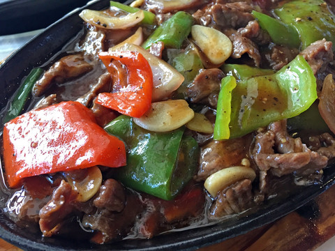 鐵板牛肉
