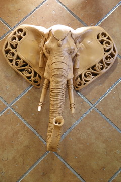 木雕印度大大象头