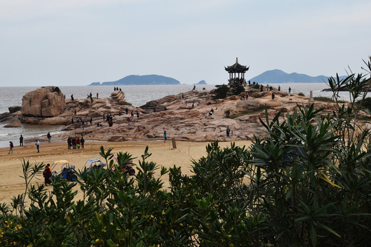 普陀山 百步沙海滨观日阁