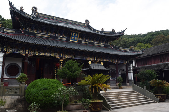 普陀山 鹤鸣禅院 大雄宝殿