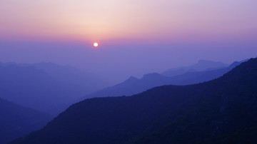 晨曦山