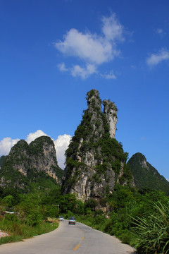 奇峰镇山峰