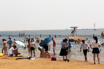 金山城市沙滩