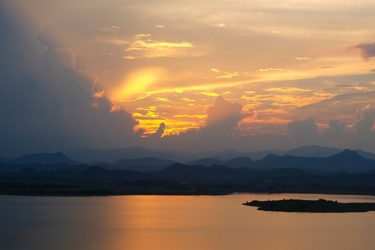 山水 夕阳